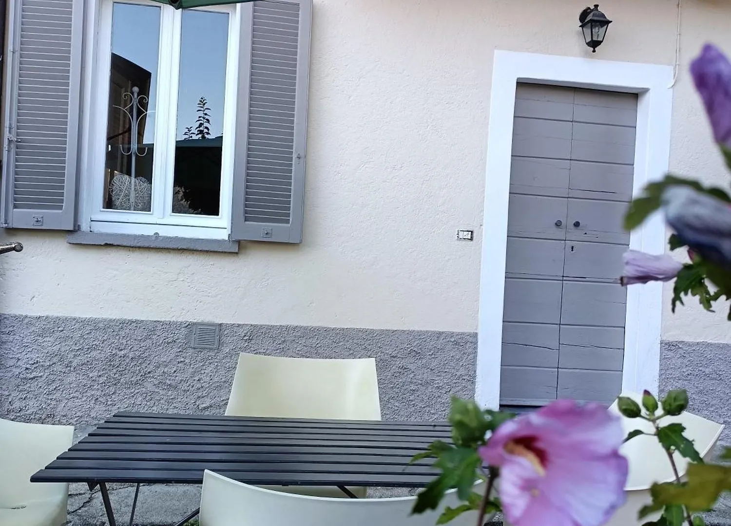 Traditional Piazza Home/Balcony/ Private Garden Cernobbio Itálie